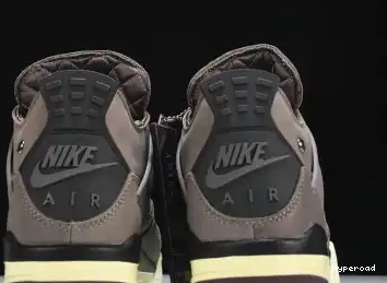 Hyperoad Air Ma Maniere Jordan x 4 A 0703